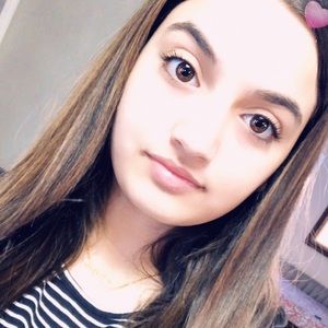 Meet your Posher, Ahlam